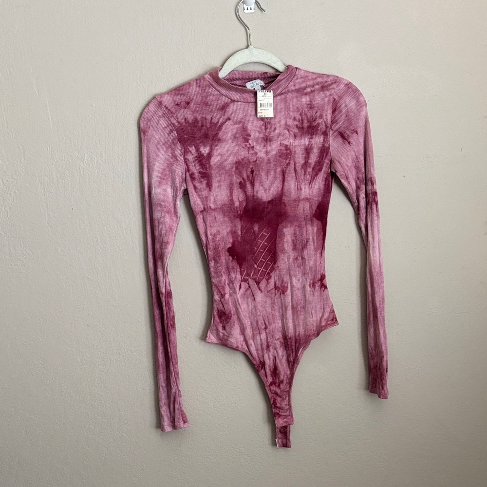 West of MelRose -Dye Long Sleeve body suit size small